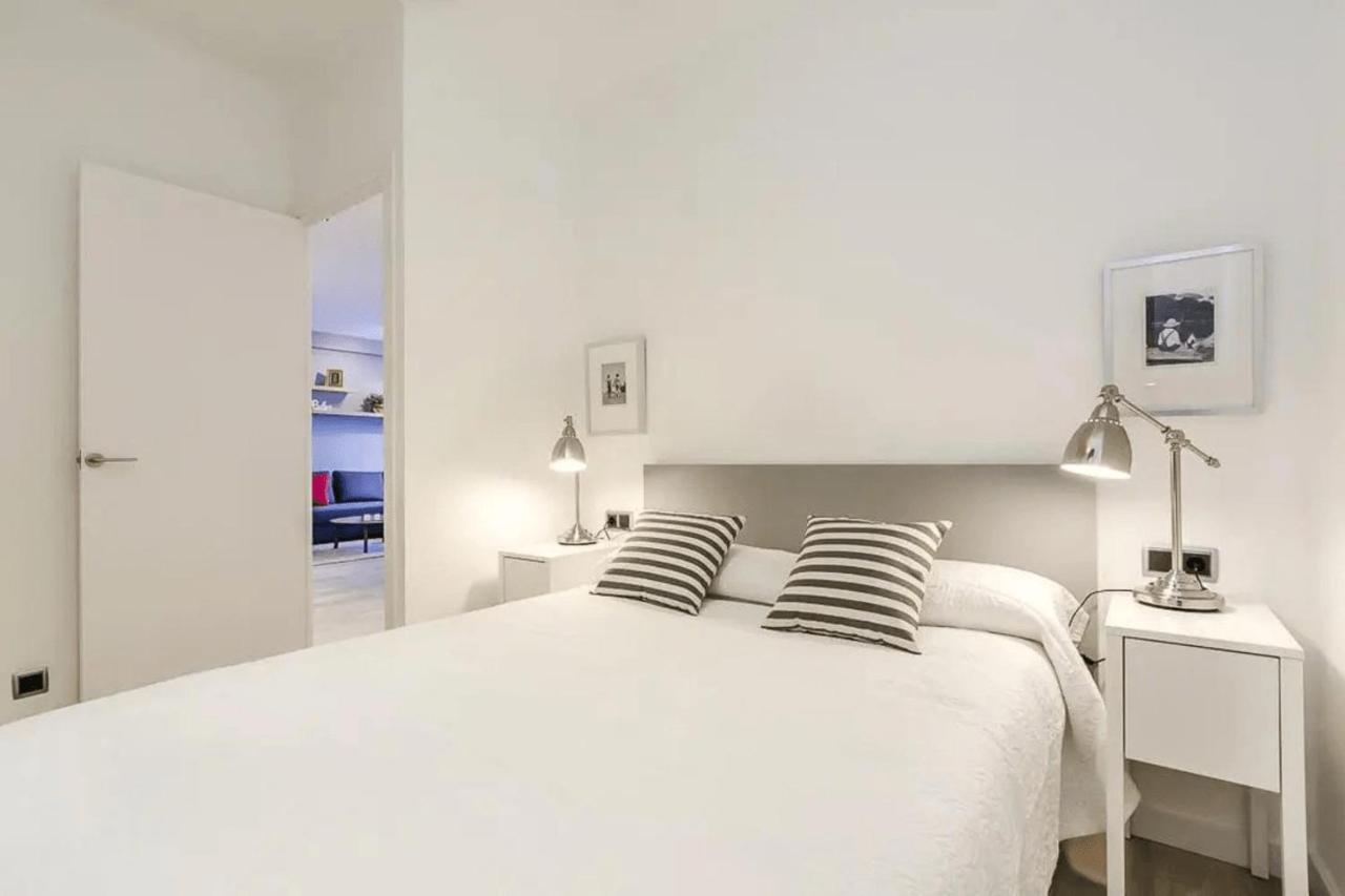 51Sam1021 - Modern Apartment Near Montjuic Βαρκελώνη Εξωτερικό φωτογραφία